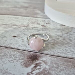 Size 8.5 Elegant Pink Rose Quartz Stone Silver Plated Ring